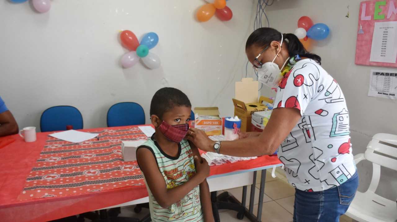 Camacã: Prefeitura disponibiliza vacinas contra o COVID-19 para crianças